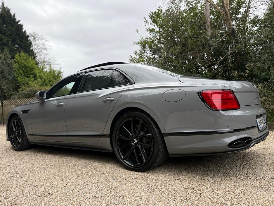 2024 Bentley Flying Spur