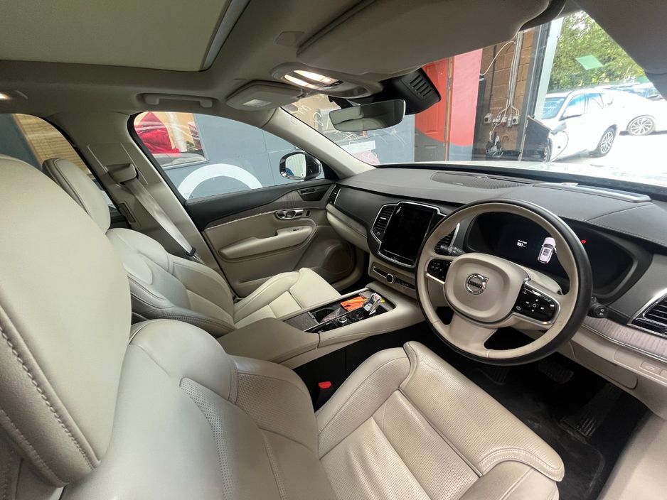 2023 Volvo XC90