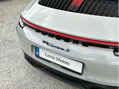 2022 Porsche 911