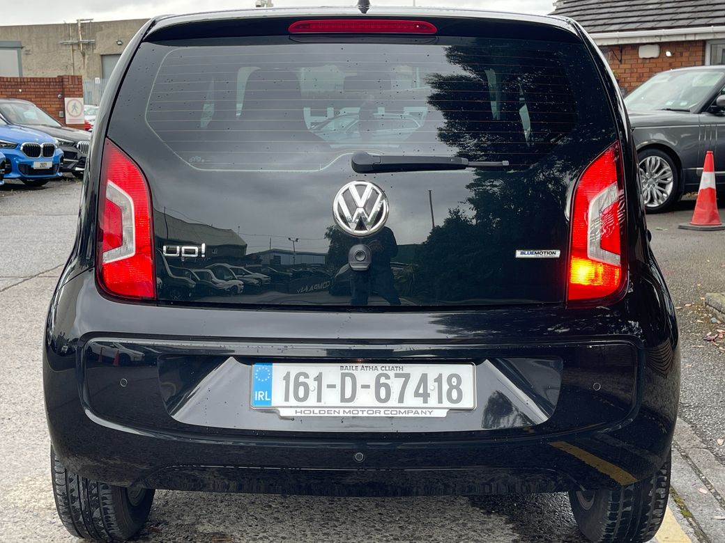 2016 Volkswagen up!