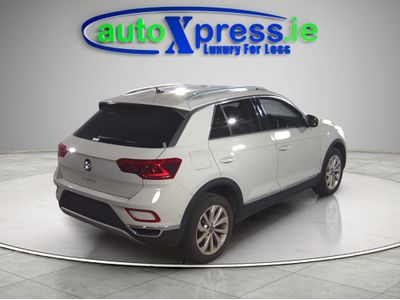 2023 Volkswagen T-Roc