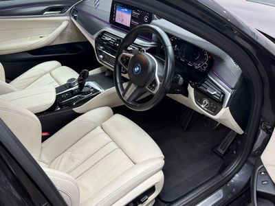 2022 BMW 5 Series