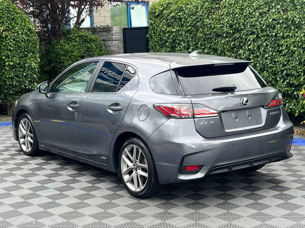 2017 Lexus CT 200h