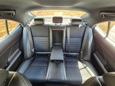 2015 Lexus IS 300h