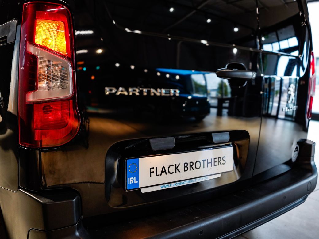 2020 Peugeot Partner