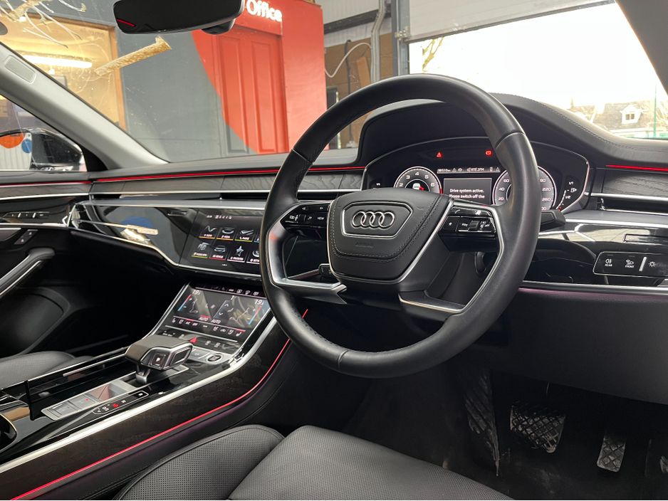 2024 Audi A8