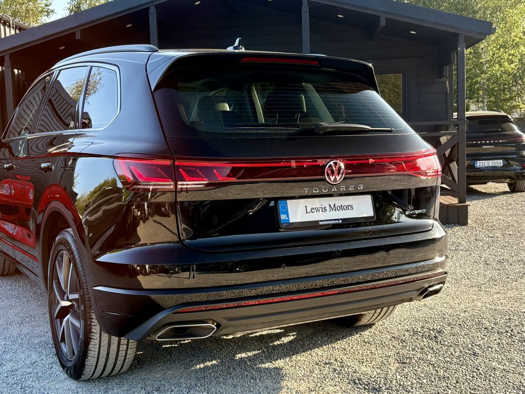 2024 Volkswagen Touareg