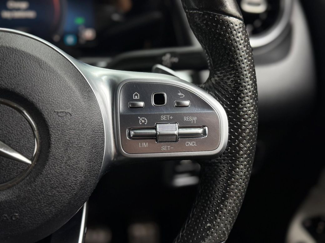 2020 Mercedes-Benz GLB Class