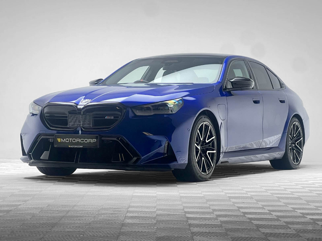2025 BMW M5