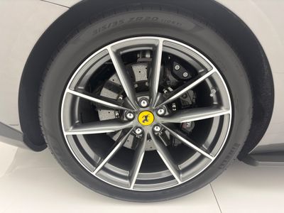 2020 Ferrari 812 GTS