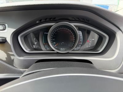 2016 Volvo V40