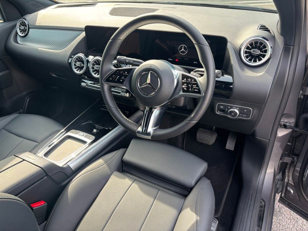 2024 Mercedes-Benz EQA