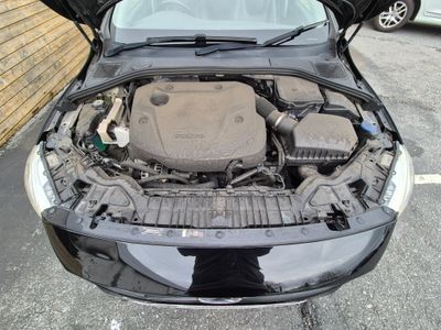 2017 Volvo V60 Cross Country