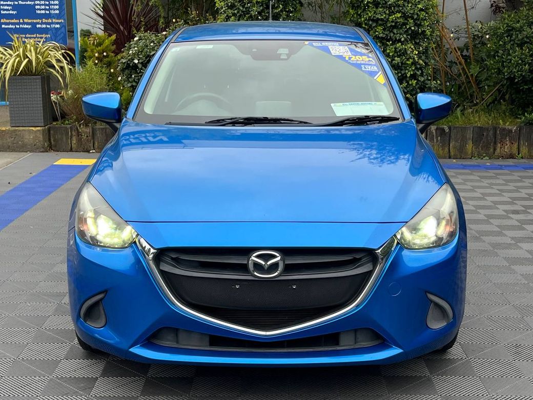 2016 Mazda Demio