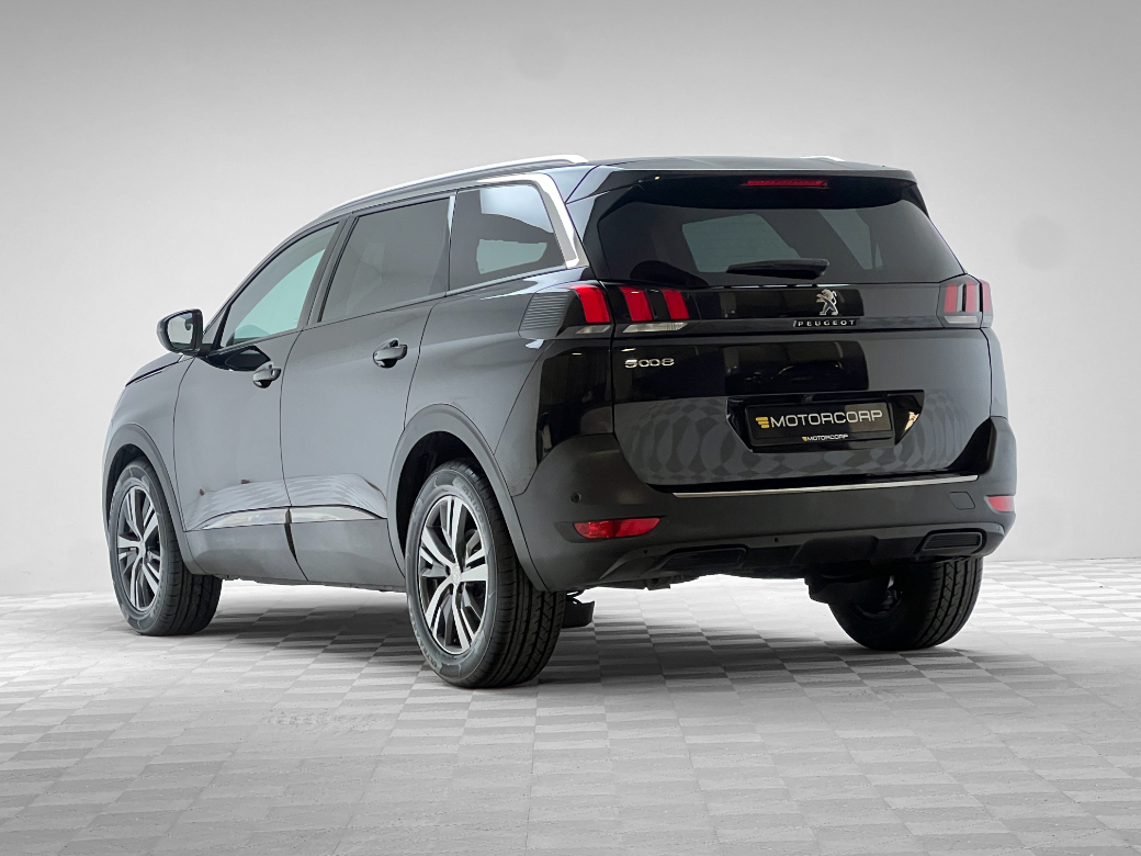 2023 Peugeot 5008