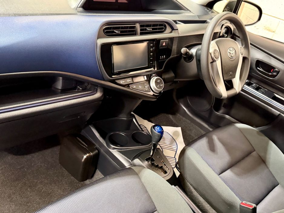 2015 Toyota Aqua
