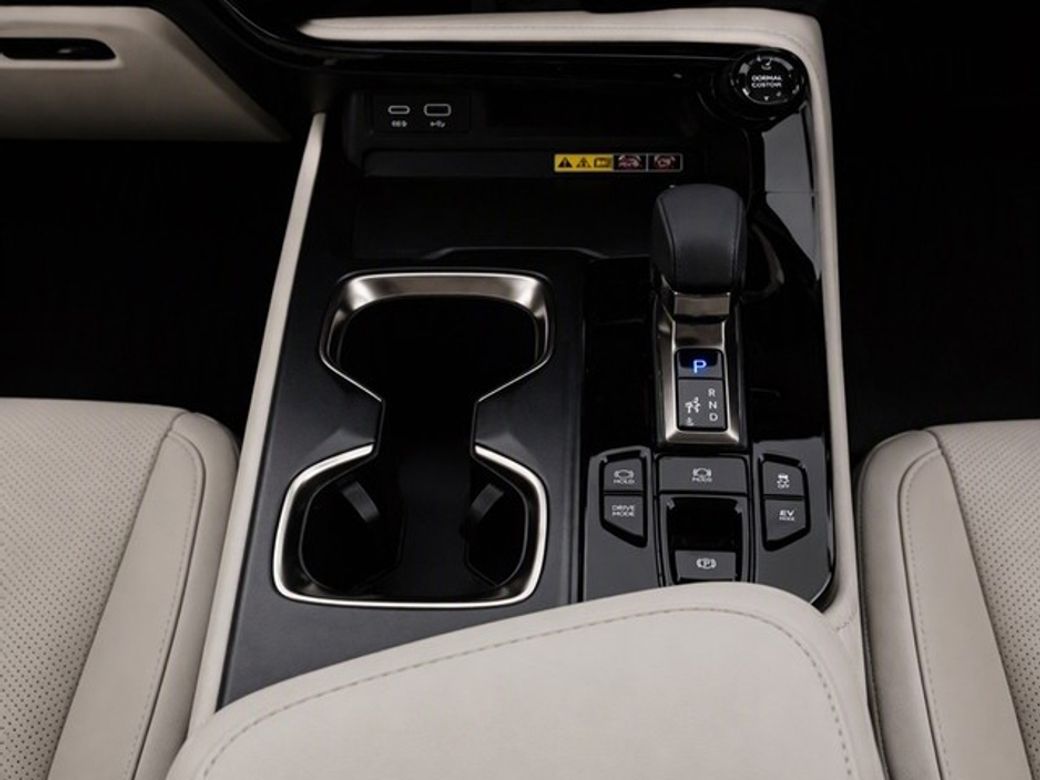 2026 Lexus NX 450H+