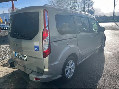 2015 Ford Tourneo