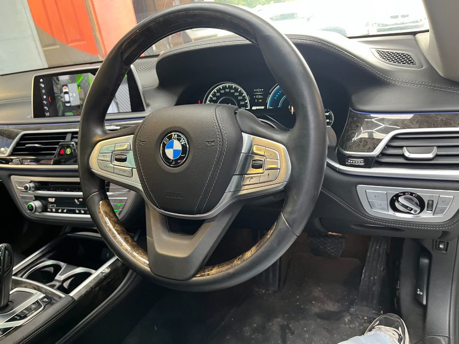 2017 BMW 7 Series