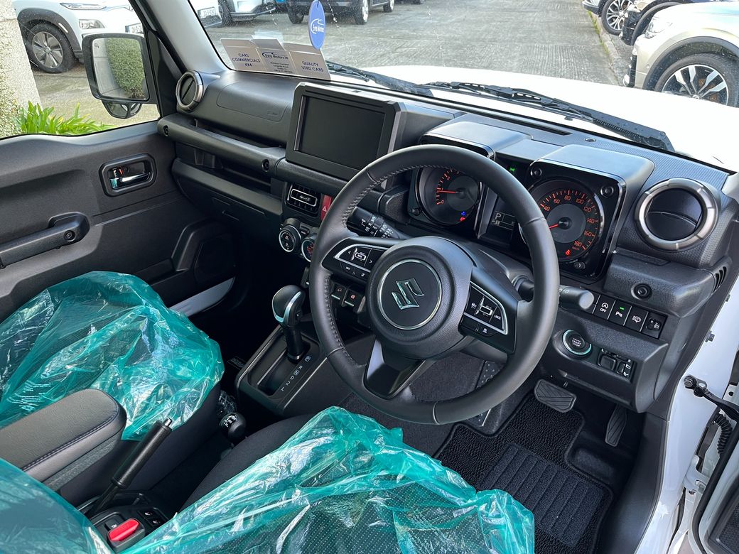 2025 Suzuki Jimny
