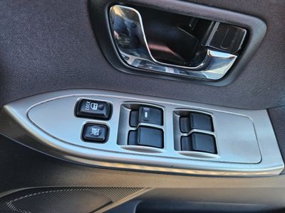 2016 Mitsubishi Shogun