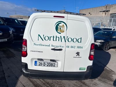 2021 Peugeot Partner