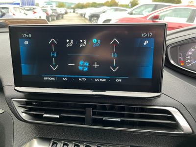2023 Peugeot 5008