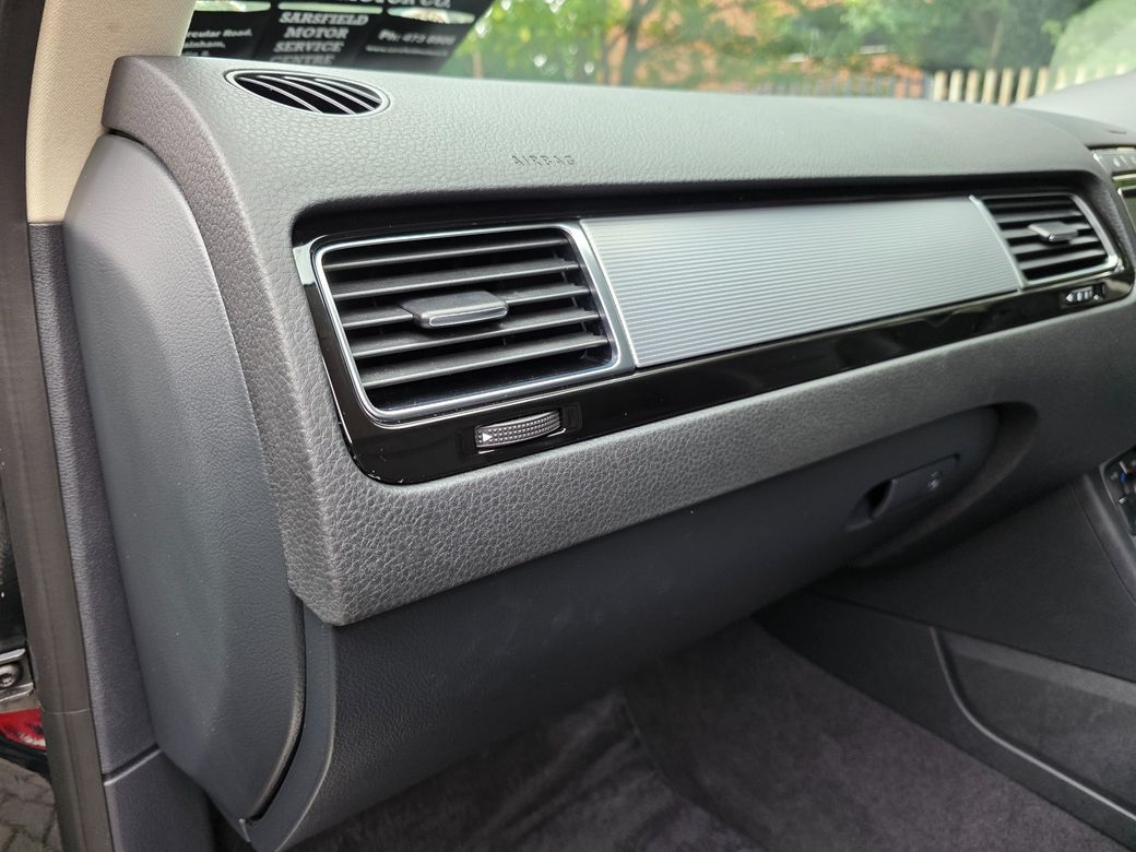 2018 Volkswagen Touareg