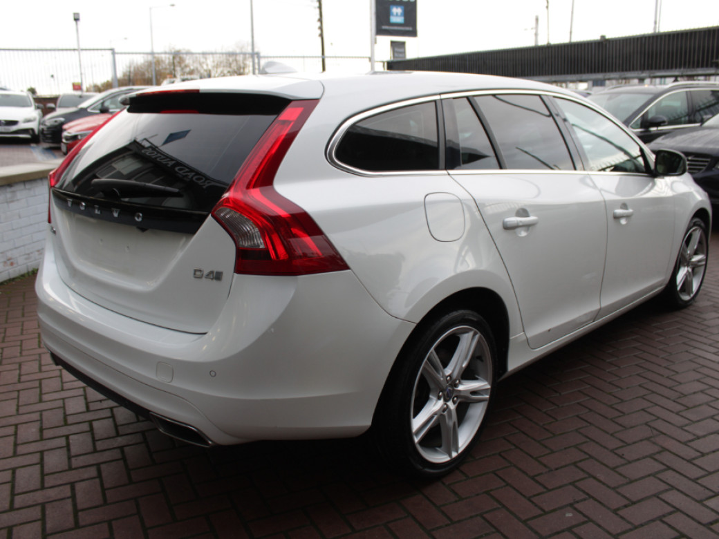 2017 Volvo V60