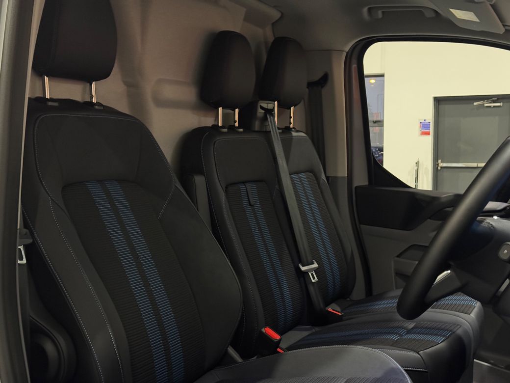 2024 Ford Transit Custom