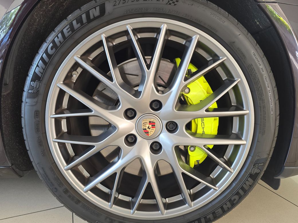 2021 Porsche Panamera