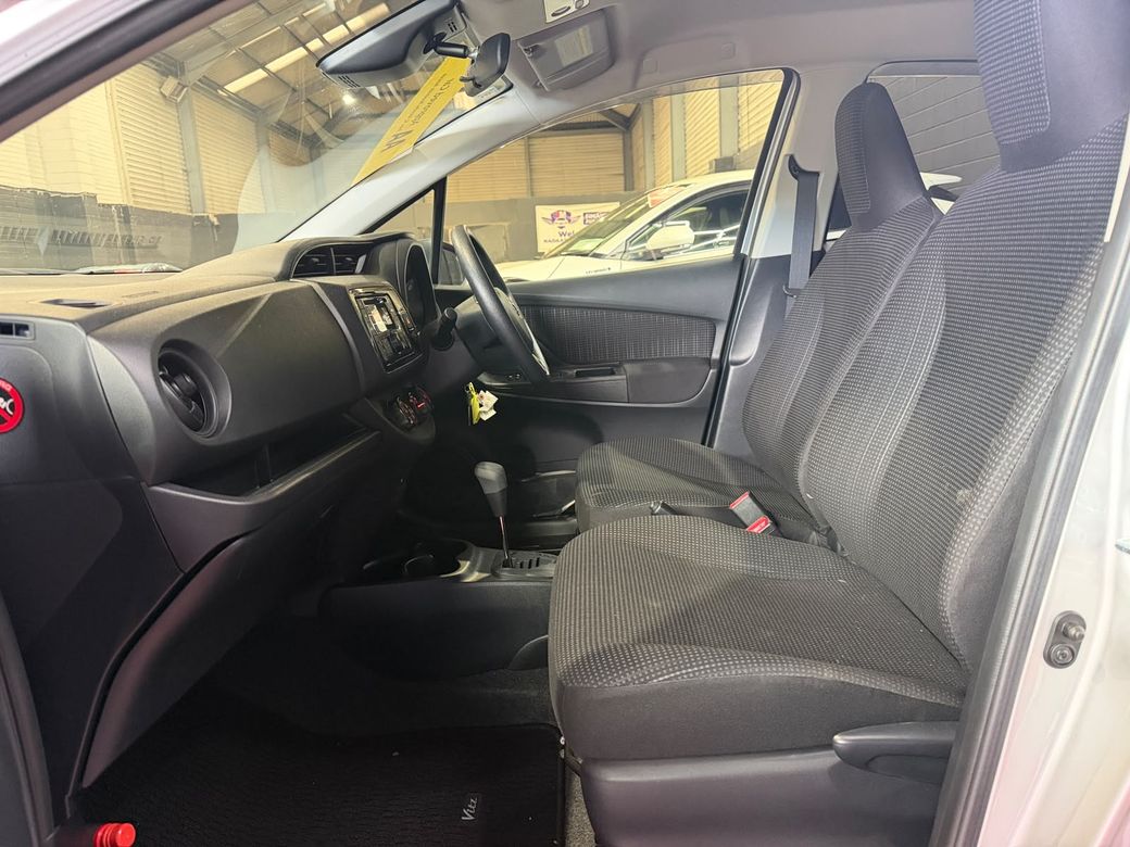 2017 Toyota Vitz