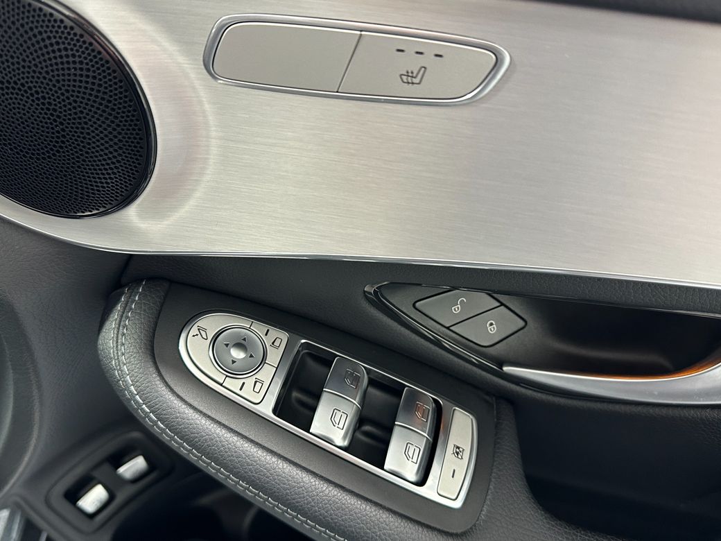 2022 Mercedes-Benz GLC Class