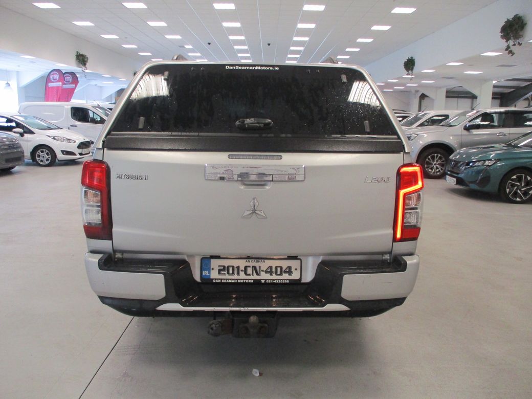 2020 Mitsubishi L200