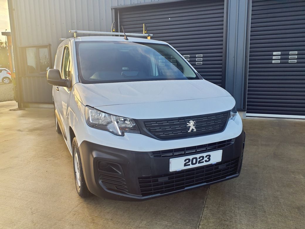 2023 Peugeot Partner
