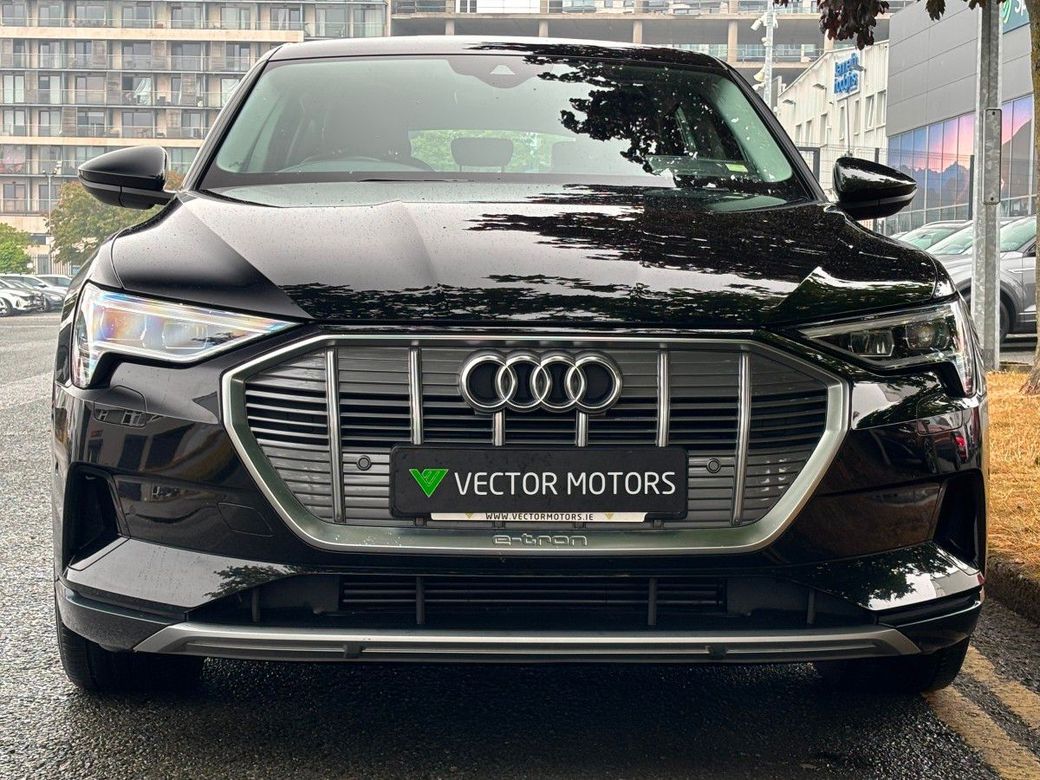 2022 Audi e-tron