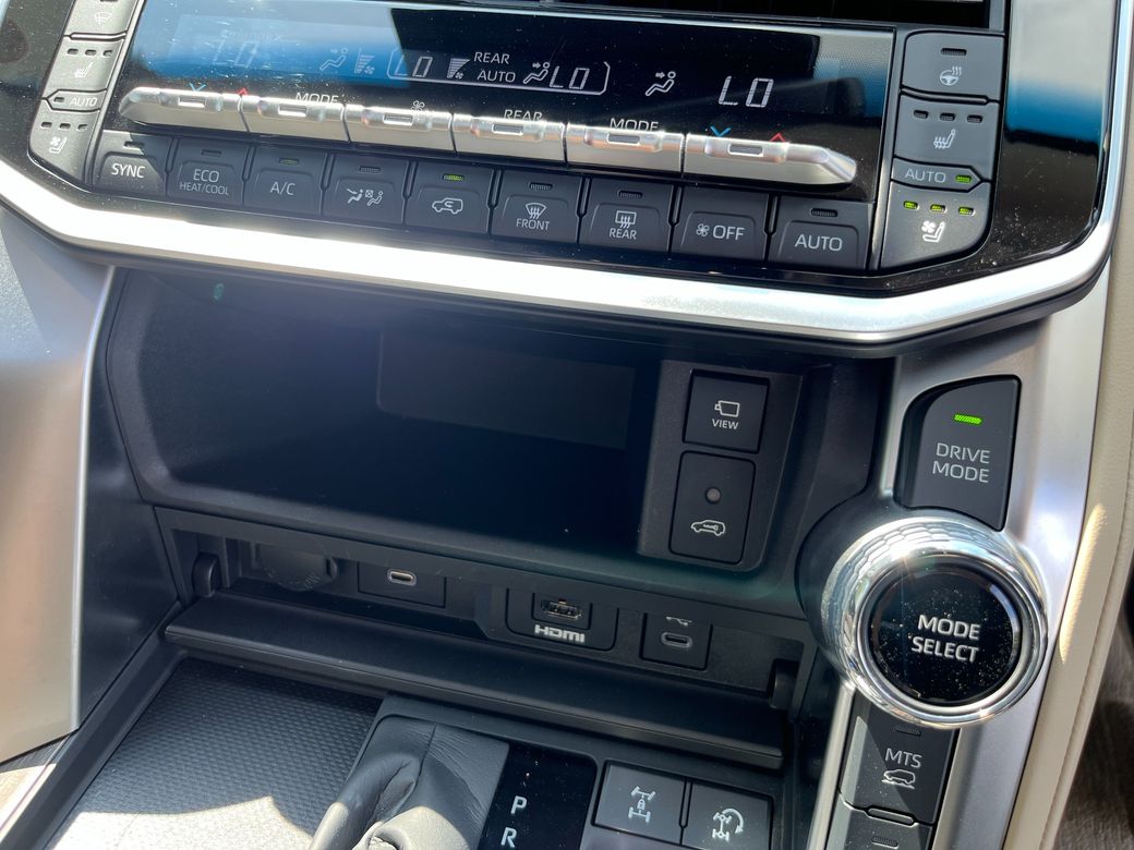 2025 Toyota Land Cruiser Amazon