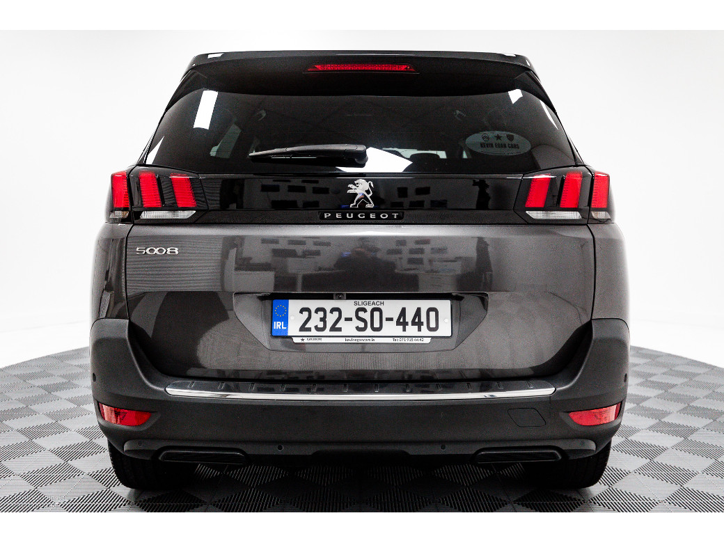 2023 Peugeot 5008