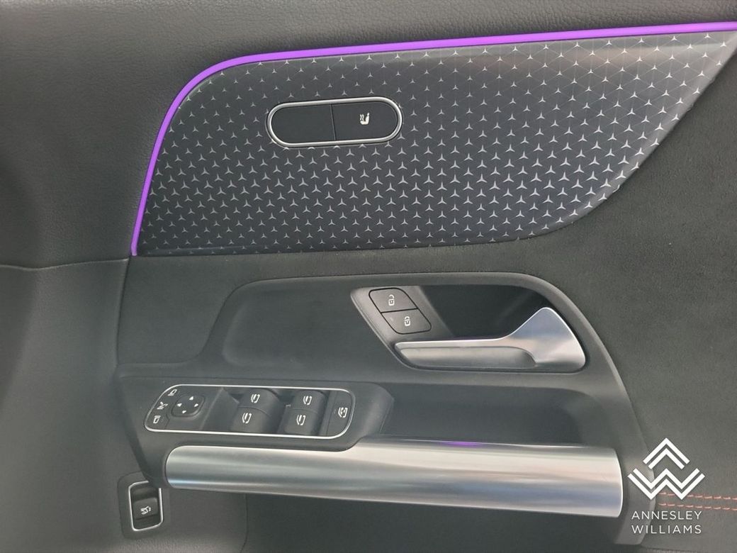 2025 Mercedes-Benz EQA