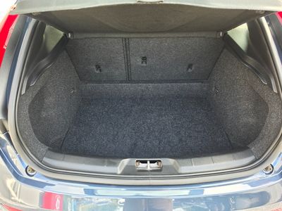 2019 Volvo V40