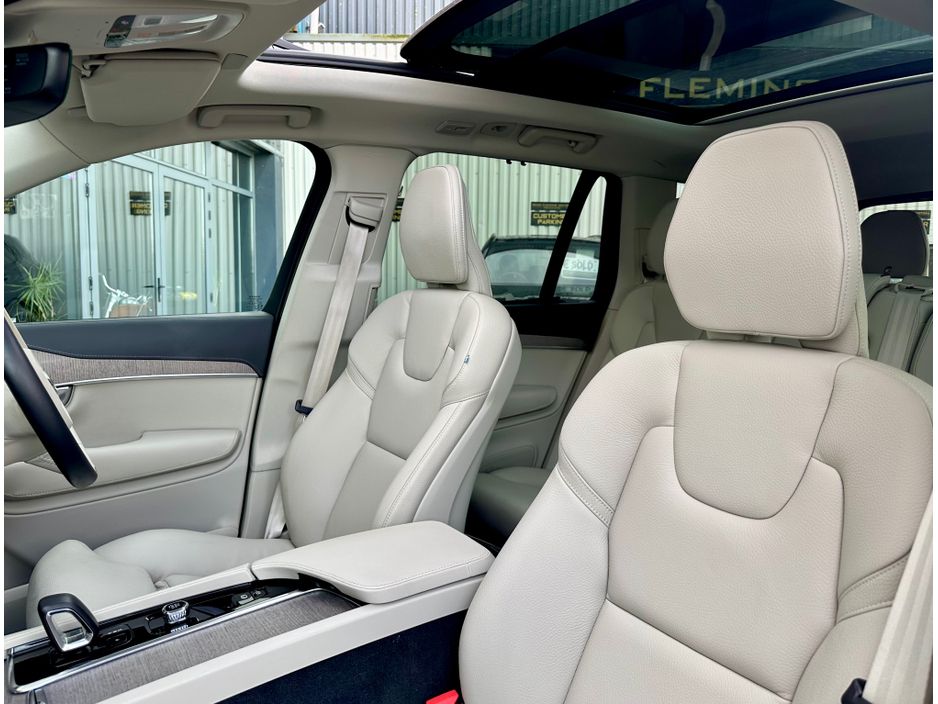 2022 Volvo XC90