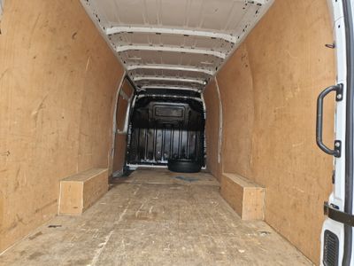 2020 Renault Master