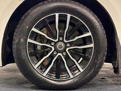 2018 Volvo V40