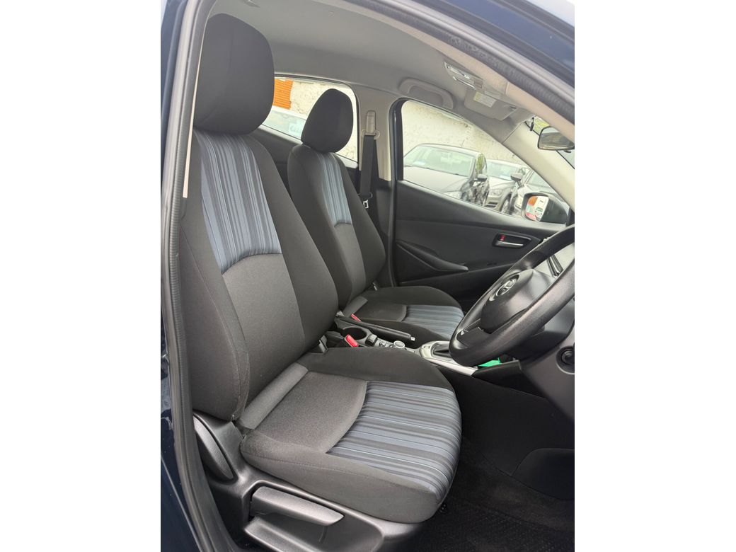 2015 Mazda Demio