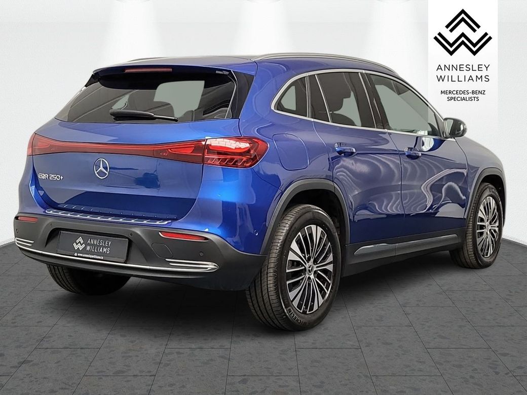 2025 Mercedes-Benz EQA