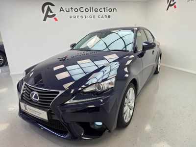 2015 Lexus IS 300h