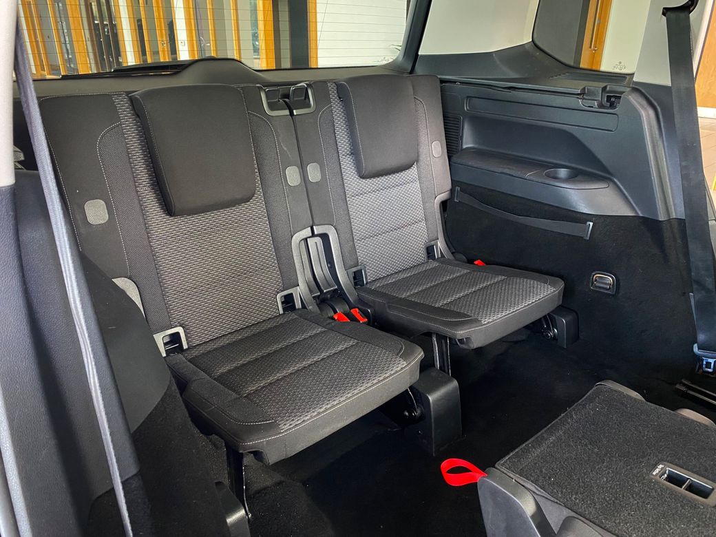 2016 Volkswagen Touran