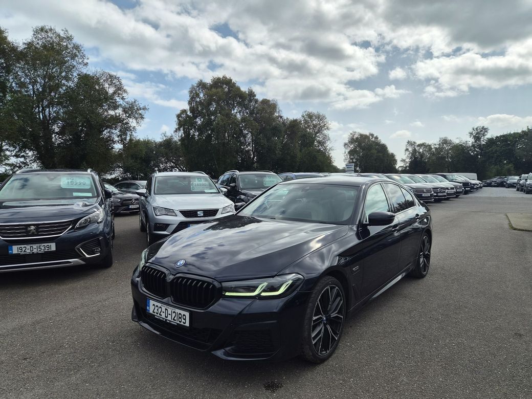 2023 BMW 530