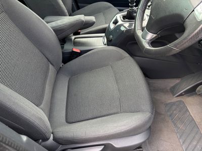 2016 Peugeot 5008