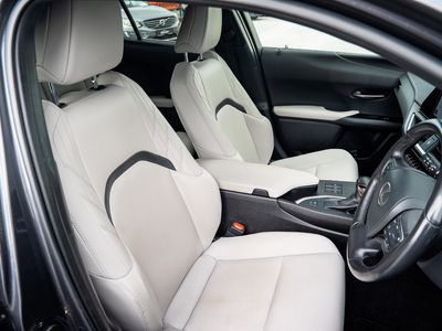 2023 Lexus UX 250H